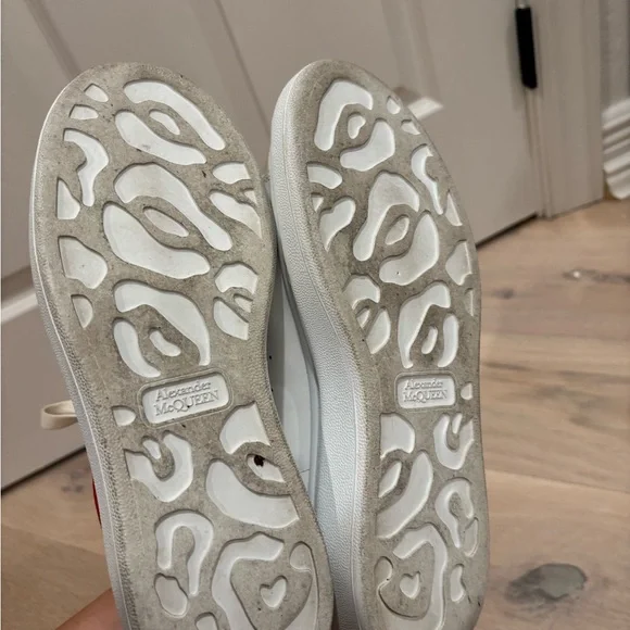 White and Alexander McQueen Red Sneakers
Lightly worn - Picture 5 of 7